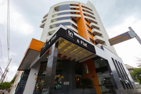 Отель Tri Hotel & Flat Caxias  Кашиас-Ду-Сул